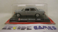 VOITURE 1/43 MERCEDES 200 W123