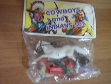 Busta Soldatini INDIANI Smontabili VINTAGE scala 1:32 Made in Hong Kong