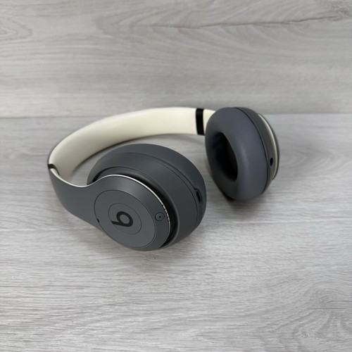 Beats studio pro - beats,