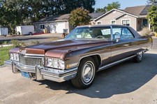 Cadillac Coupe DeVille qtr