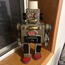 HA HA TOY Tin Toy Robot Fumo Spaceman Riproduzione Grigio NON A BATTERIA