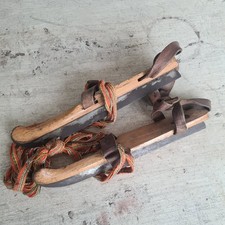 C0794 Antichi Pattini in Legno