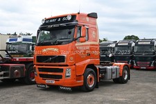 Truck Photo 12x8 - Volvo FH16