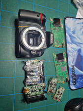 Corpo NIKON D3000 più componenti