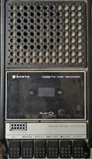 REGISTRATORE CASSETTE VINTAGE SANYO ANNI 70