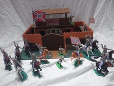 Fortino Anni 70  Soldatini tipo  Timpo Made in Hong Kong 1:32 a cavallo 