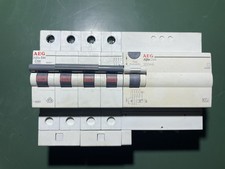 Interruttore magnetotermico differenziale C50 300mA Aeg Trifase/n 8moduli