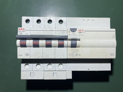 Interruttore magnetotermico