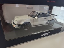 Modellini auto 1:18 Norev