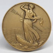 ARTE Mitologia Donna Tridente