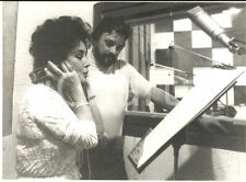 1963 LONDON Liz TAYLOR in sala prove per la registrazione del suo album - Foto