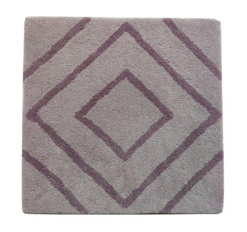 Tappeto quadrato geometrico