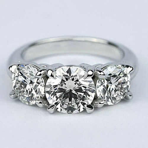 Moissanite tre pietre - tre, anello