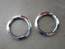 COPPIA CORNICI FANALI ANTERIORI VOLVO - DAF 33 - NUOVE - ORIGINALI