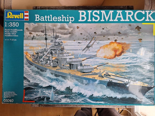 Revell battleship bismarck - |, |