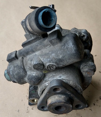Pompa servosterzo bmw e36 - pompa,