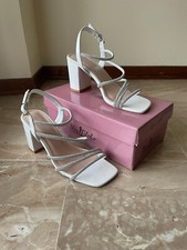 Sandali bianchi con tacco e