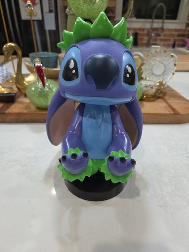 Statuina disney hula stitch - disney,