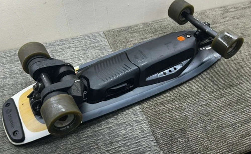 Monopattino elettrico boosted - monopattino,