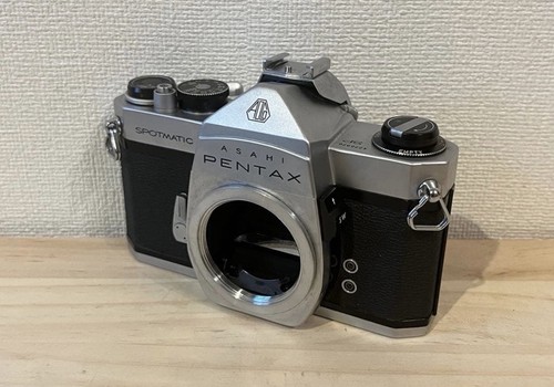 Pentax - (n, come