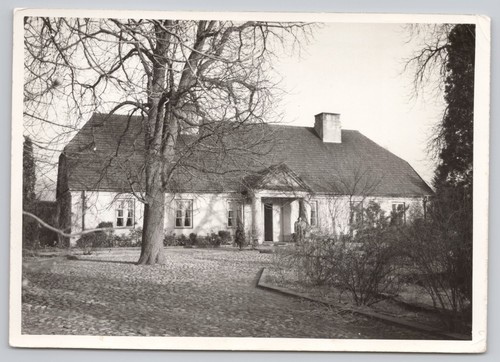 C37320 chopin birthplace house - chopin,