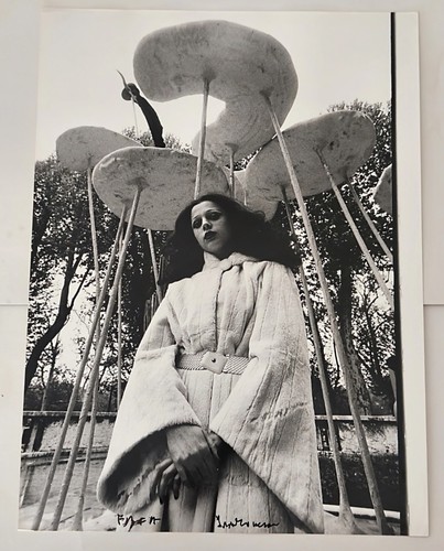 Photo signée irina - signée, ionesco
