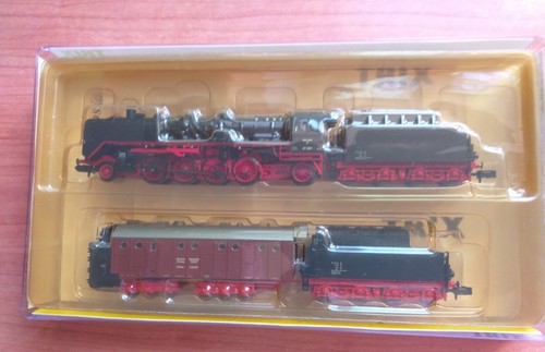 Locomotive trix 12422 - locomotive,