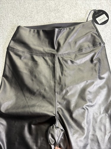 Leggings nuovi con etichette