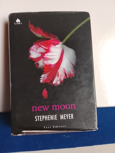 New moon stephenie meyer - di,