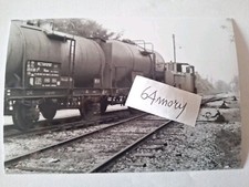 Fotografia Stazione di Santa Vittoria Locomotore ABL  Cinzano con carri cisterna