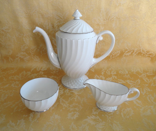 Royal worcester engagement set - royal,