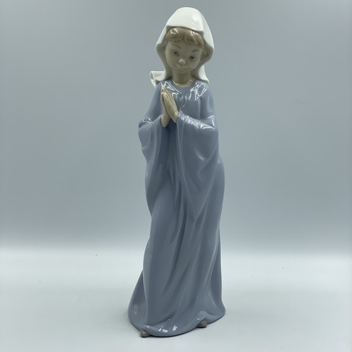 Nao lladro girl praying - by,