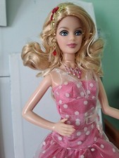 Barbie 2009-2010 Holiday Barbie Model Muse