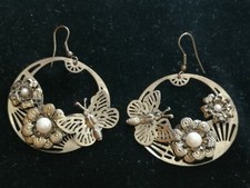 Orecchini da donna vintage color bronzo a forma di cerchio con perlina anni 70