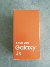 Samsung Galaxy J5 SM-J530F - 8 GB usato