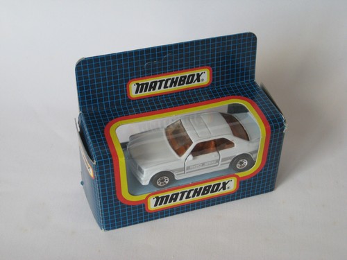 Matchbox mercedes benz 500sec - mercedes-benz,