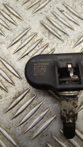 Sensore pressione pneumatici