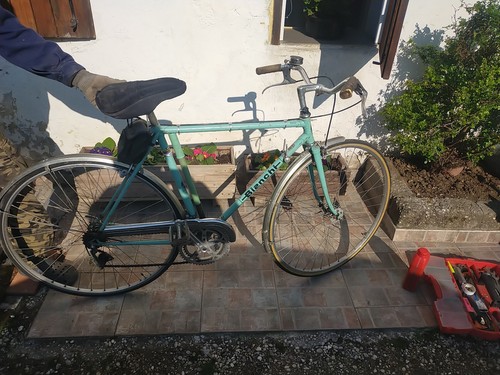 Vendesi bicicletta corsa - bicicletta,
