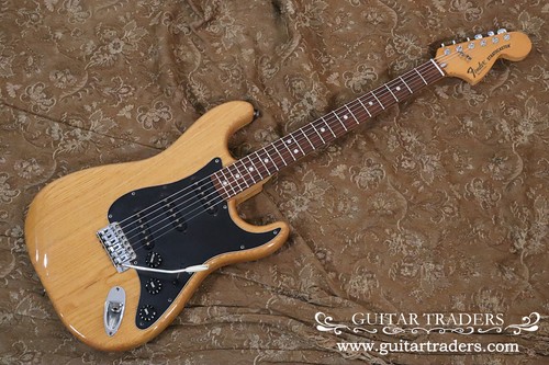 Chitarra elettrica usata