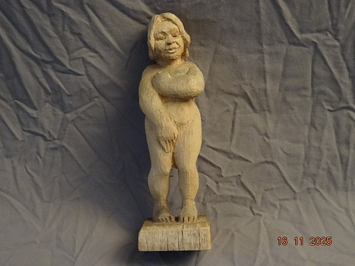 Scultura in legno - r!r!r!,