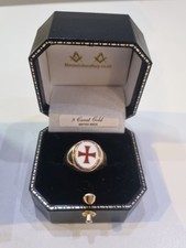 9ct Yellow Gold Knights