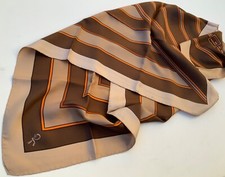 Roberta Di Camerino Vintage 100% Silk Scarf, grande foulard in pura seta