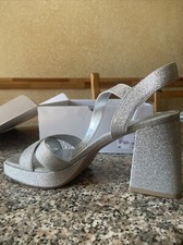 scarpe #donna con #tacco