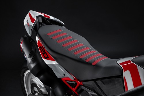 Ducati hypermotard 896 - v2, sp