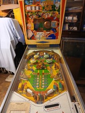 Antico flipper elettrico marca "Gottlieb" 1966 restaurato e funzionante