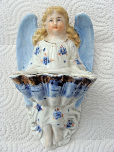 Ancien benitier mural - ancien,