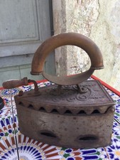 ANTICO FERRO DA STIRO A