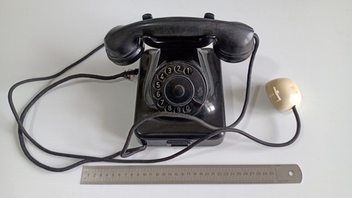 Vecchio telefono nero disco - vecchio, a