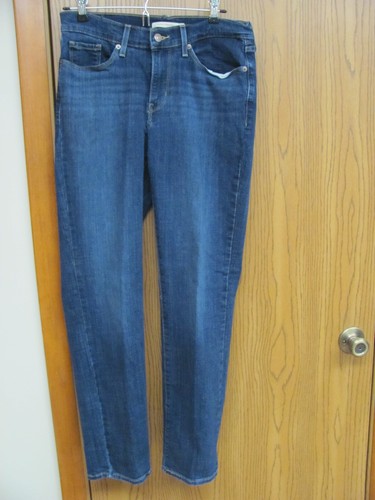 Levi women size 6m - women's, classic