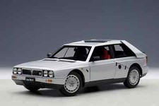 Lancia delta s4 1985 - 1/18,